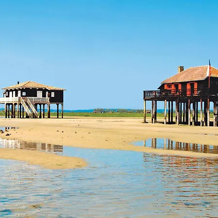21m² Calme Avec Balcon En Centre-ville, Proche Gare Et - - Fr-1-420-55 * Arcachon