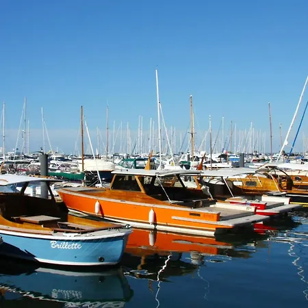 21m² Calme Avec Balcon En Centre-ville, Proche Gare Et - - Fr-1-420-55 Apartment Arcachon